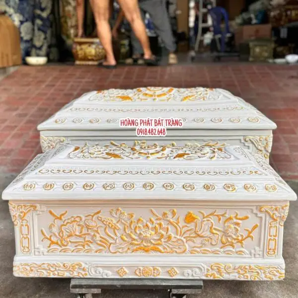 Quach-tieu-su-sen-đung-trang-nhu-vang-mai-Vom