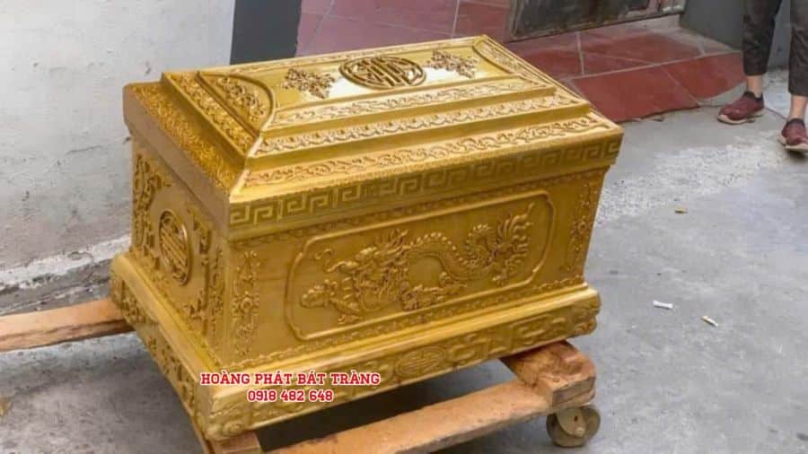 Quách gỗ vàng tâm trạm rồng